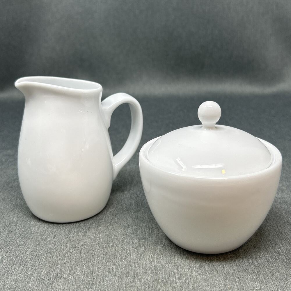Luigi Bormioli Super White Vitrified Porcelain Creamer Pitcher Sugar Bowl Set